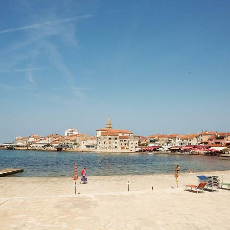 Downtown Beach Apartments Umag Kültér fotó
